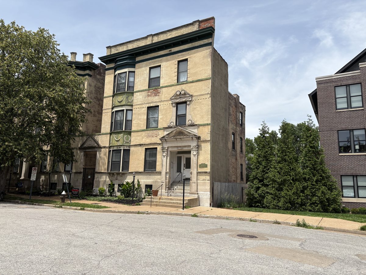 WashU Medicine campus near Central West End St. Louis — Washington University medical facility that drives buyer demand in the 63110 corridor