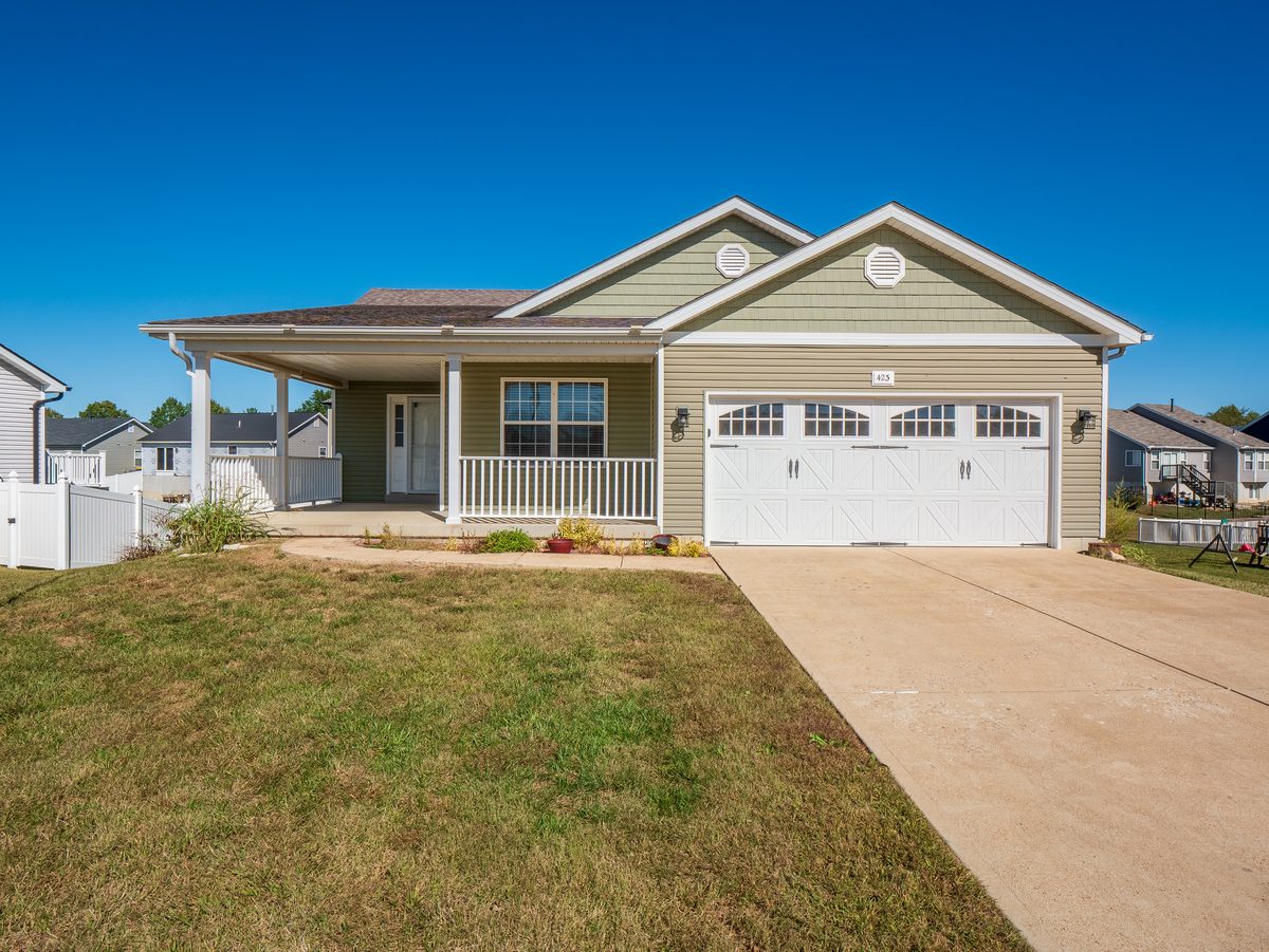 Pevely MO homes for sale — new construction vinyl-sided ranch with 2-car garage and covered front porch, large lot, representative of the newer subdivision housing stock in 63070 Jefferson County Missouri